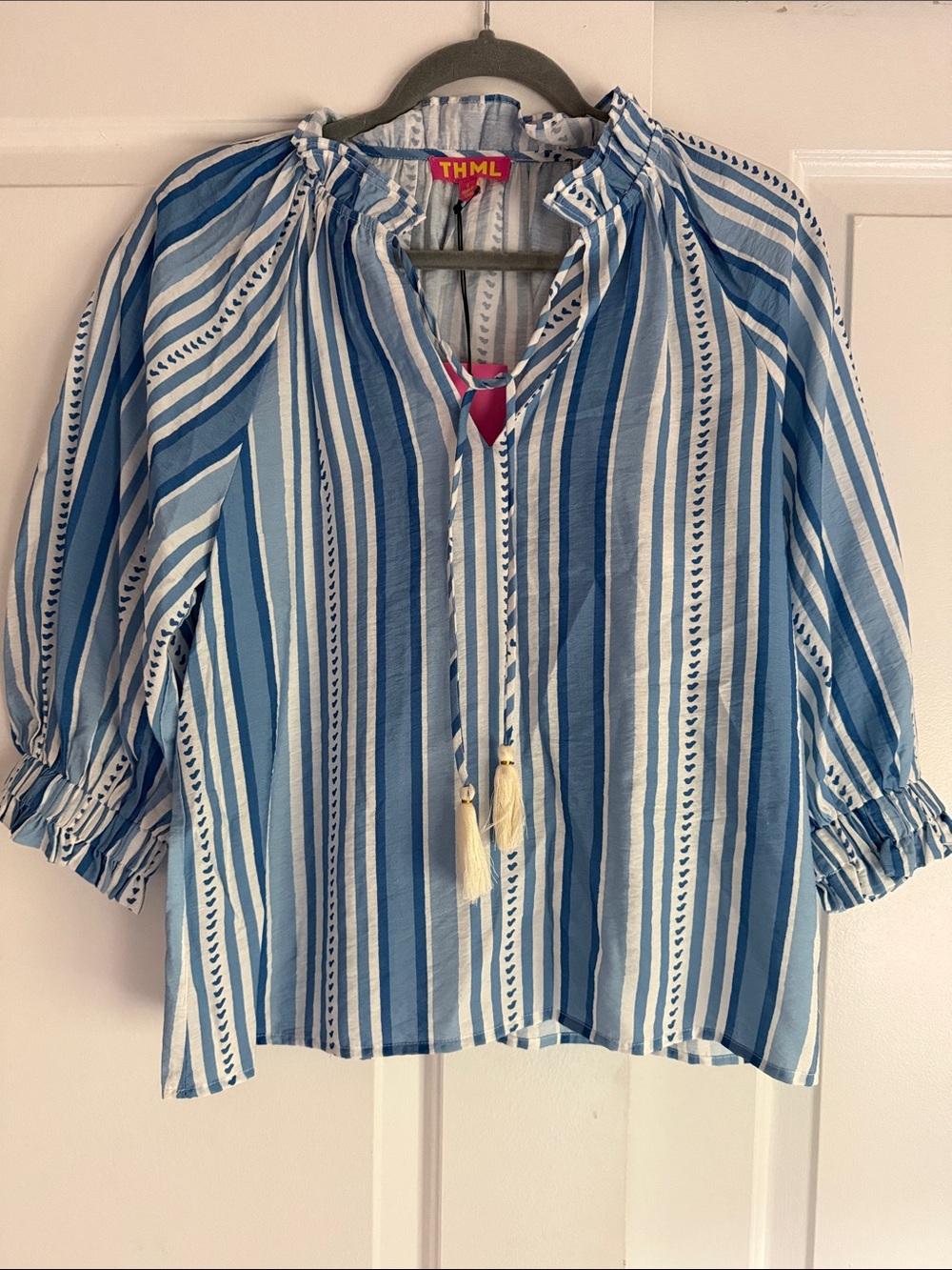 ⚓️🌴 BEACH VIBES!! THML Blue & White Striped Tie-Neck Peasant Top